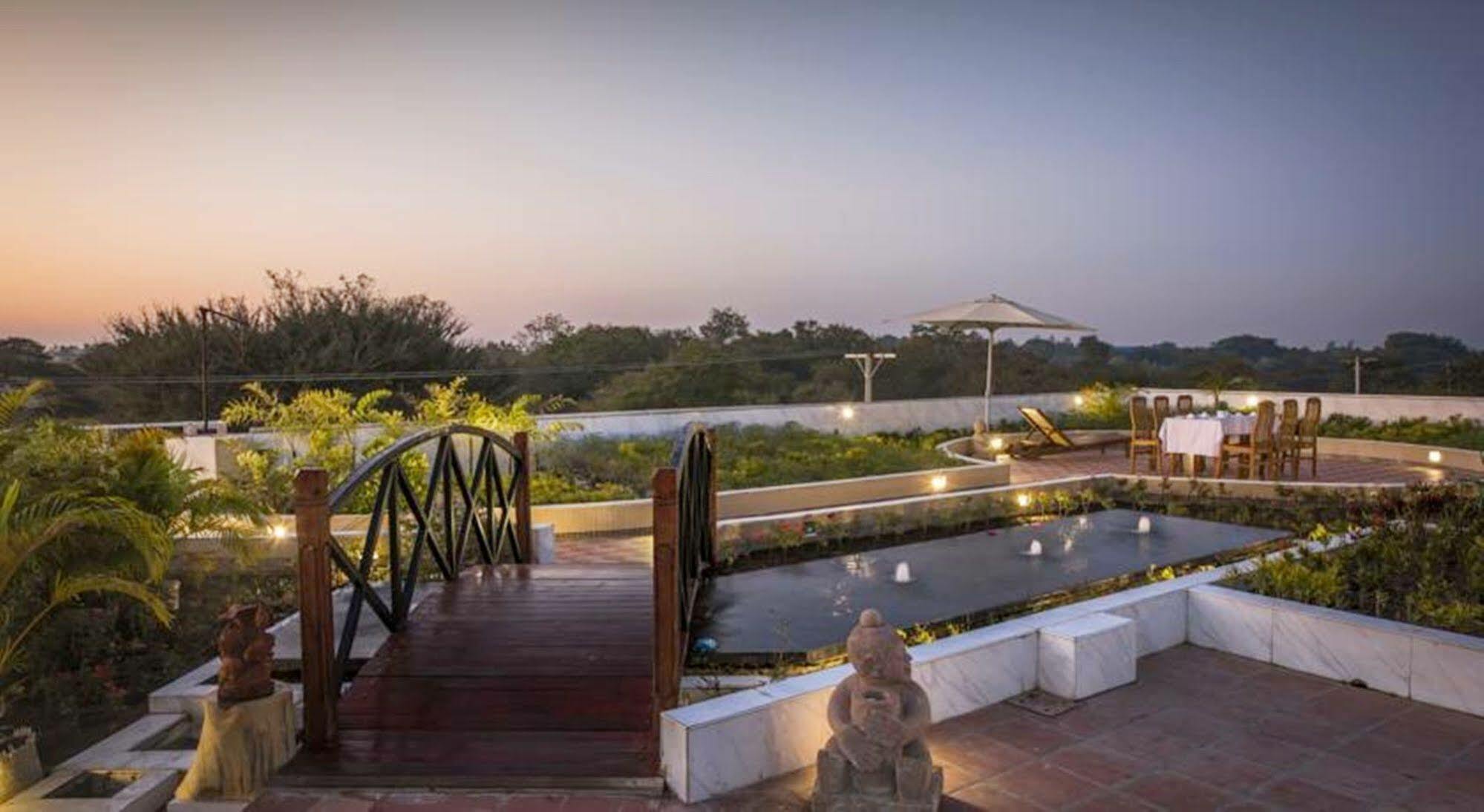 Sky View Hotel Bagan Eksteriør billede